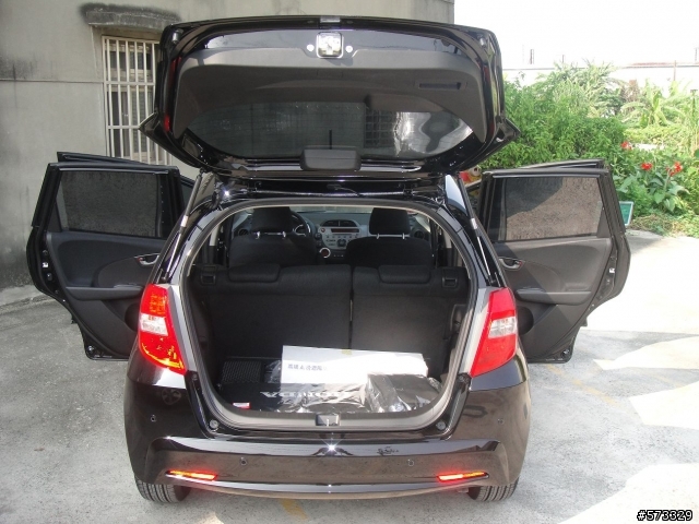 NEW FIT(黑)已交車囉............