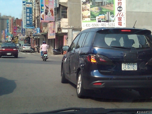 Mazda 5偽裝道路測試,請問何時上市?