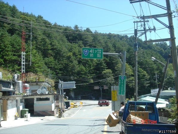 慶祝快退伍之中橫北橫之旅～（4天3夜共717km）圖很多～