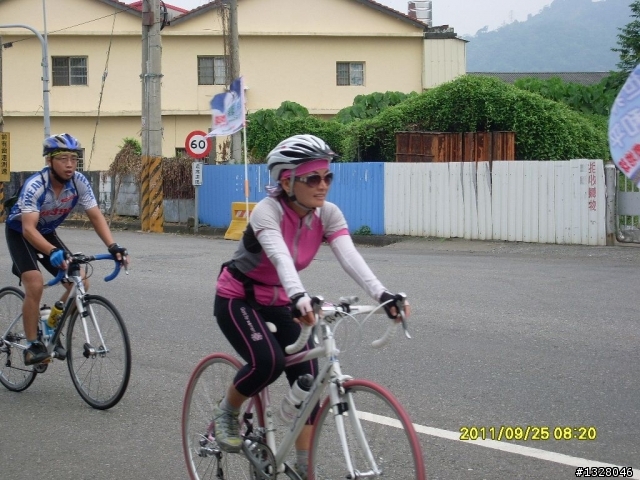 百年環化賽女車友照