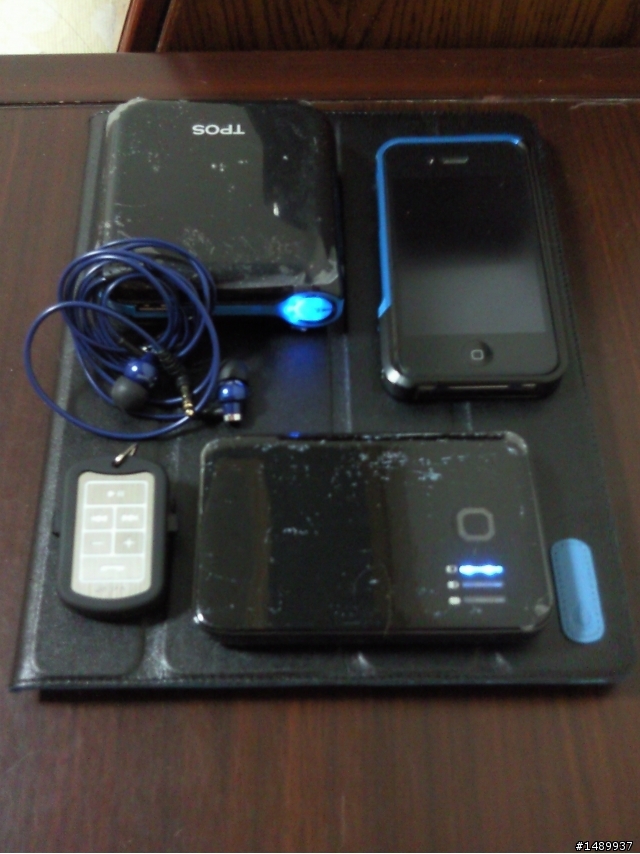 [開箱] TPOS 11000mah 行動電源 18M11B