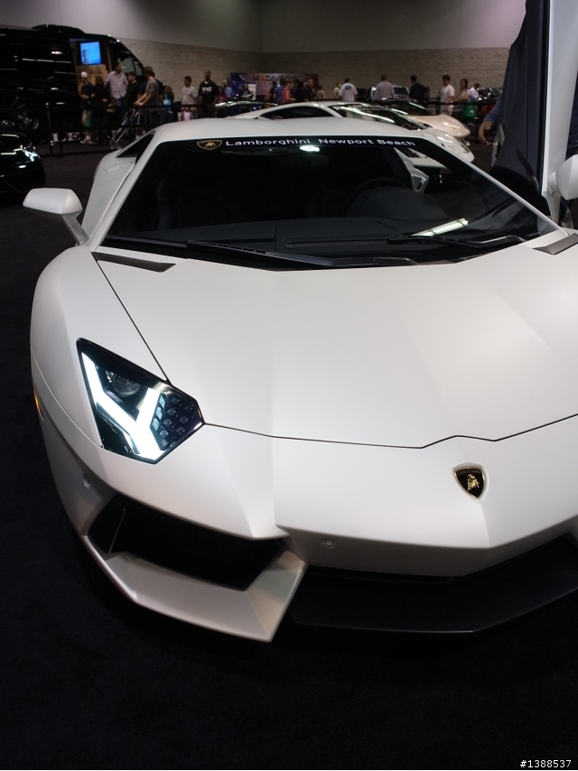 車展上的LP700...