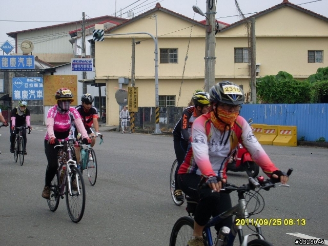 百年環化賽女車友照