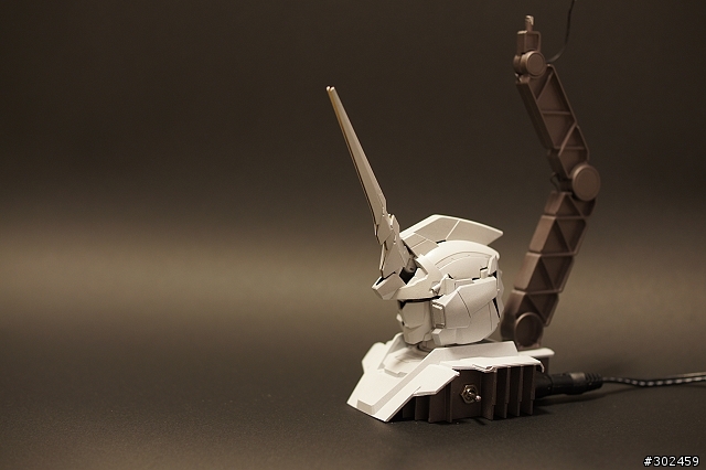 發光實驗作No.7 獨角獸頭像