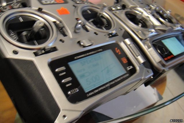 【開箱分享】終於升級DSMX / DSM2系統！入手新控SPEKTRUM DX8！