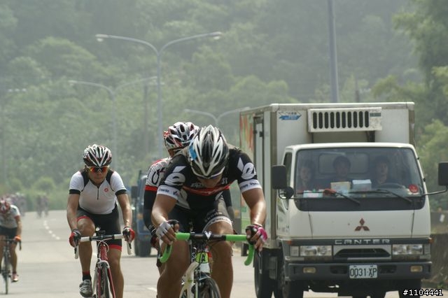 2011環府城自行車賽 CCT車友們請笑納!