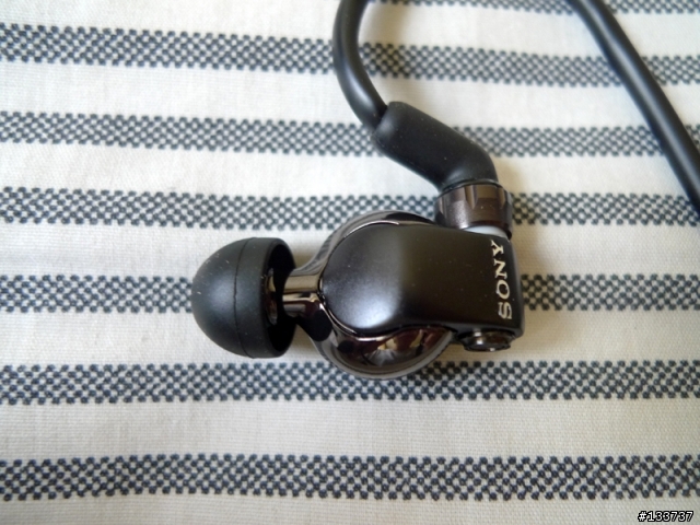 ［開箱］SONY MDR-EX600 (直推也OK的選擇)