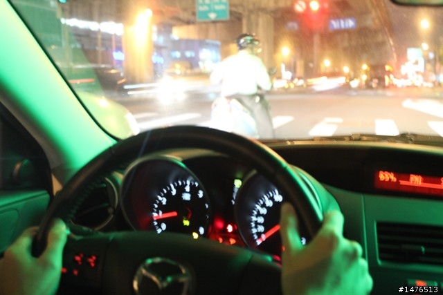 瞬間一個MOVE，全場我HOLD住 – 新Mazda3我去試駕了!!