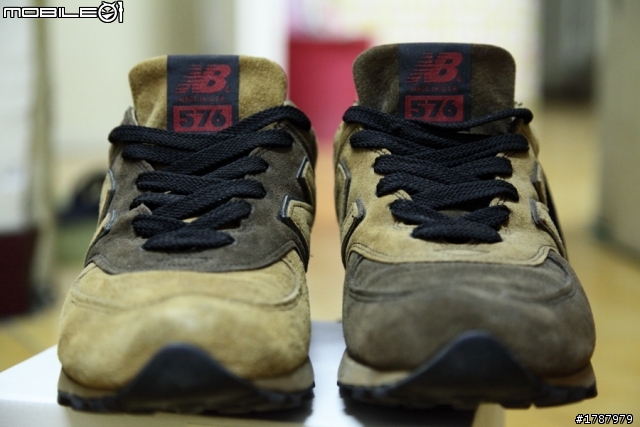 大大幫看這雙的價值性New Balance M576LOBR