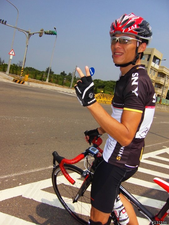 我愛羅西‧跑個190KM(台北-新竹)的山海大圈圈