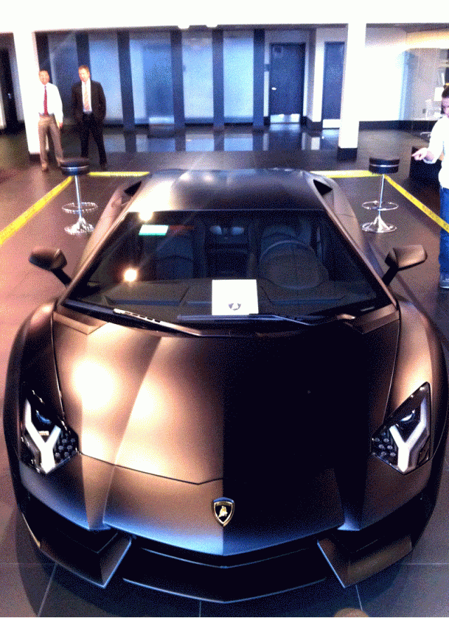 Matte Black Aventador LP-700-4