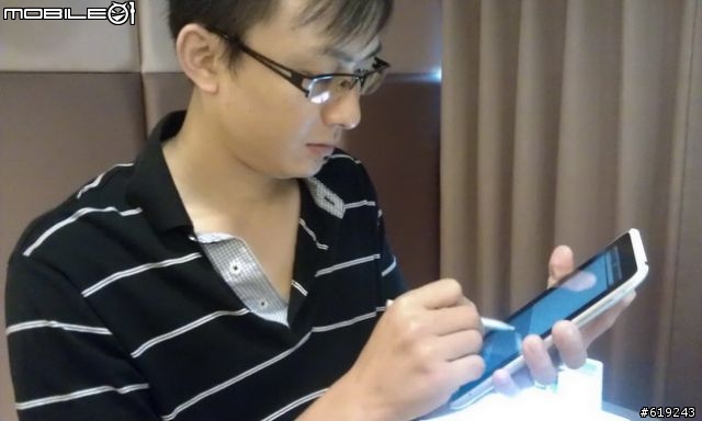 HTC EVO 3D搶鮮體驗見面會-我在高雄場