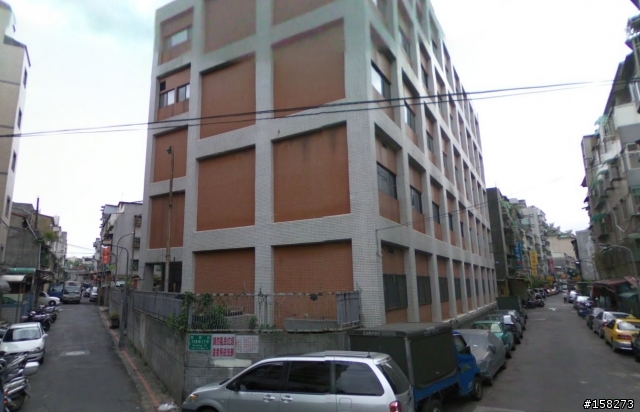 請問南萬華德昌街附近的這棟建築物釋什麼建築物？