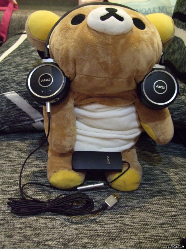 開箱...AKG K840KL無線耳機