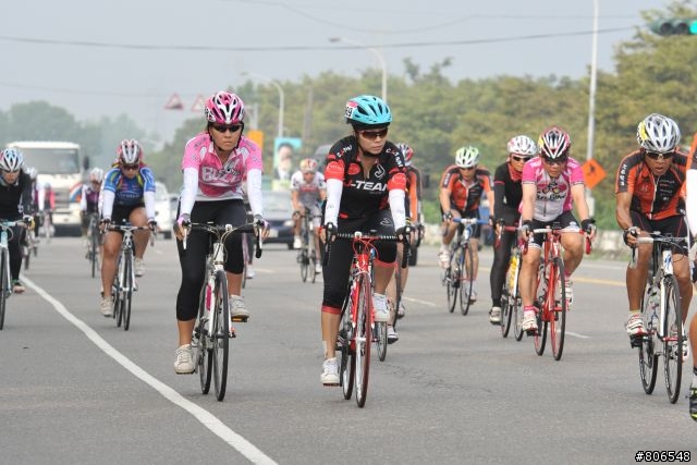 2011-0904環府城自行車出發點與女子放行點照片