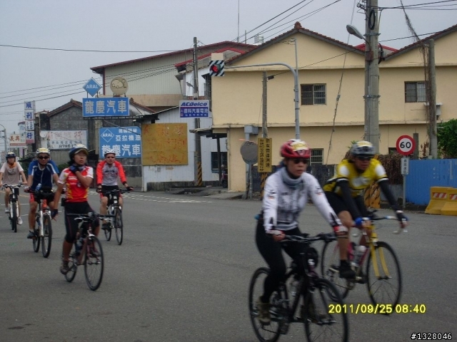 百年環化賽女車友照