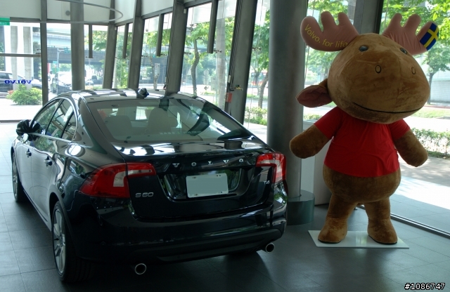 [開箱] Volvo S60 開箱 + 6000公里心得文