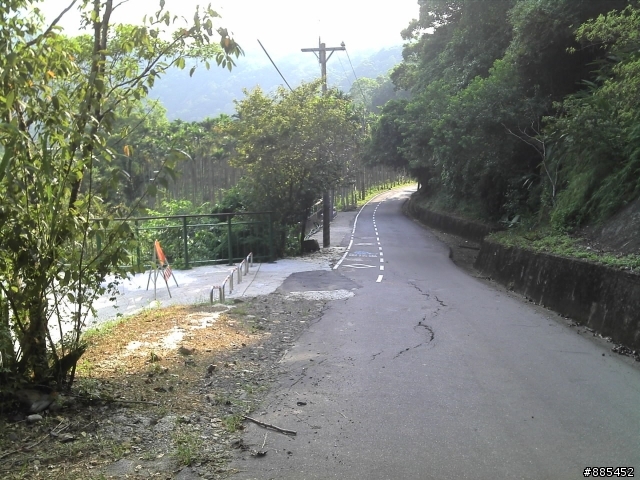 [ 分享 ] 坪林區大林里自行車步道 { 圖很多 } 加上敘述。
