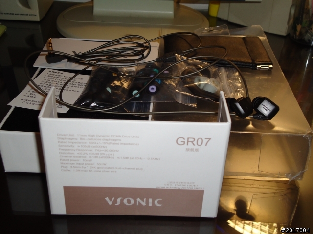 新版VSONIC GR07開箱+100小時試聽