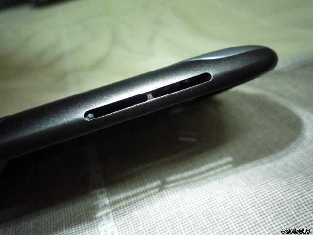 HTC 感動機 入手一個月 ~ 也噴了  ! 連手機都送原廠維修好嗎?