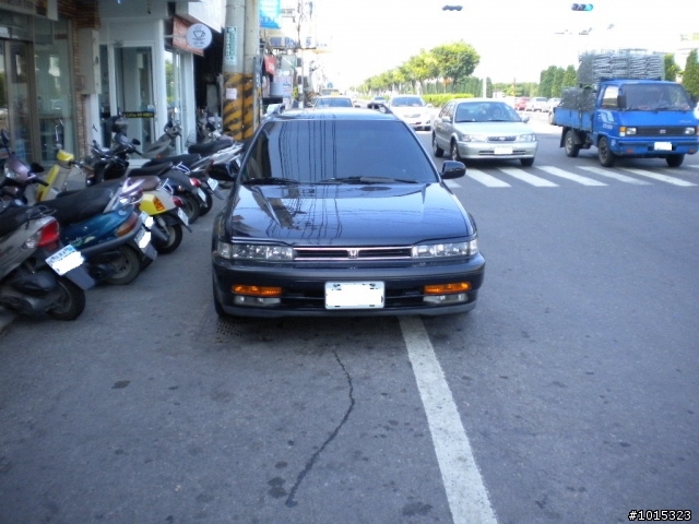第一次看到雅哥旅行車!!!真帥!!!