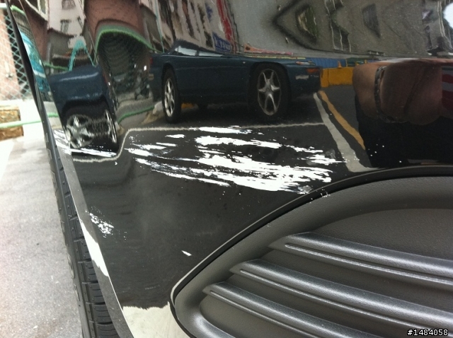 才交車一個禮拜停車就被冒失鬼擦撞