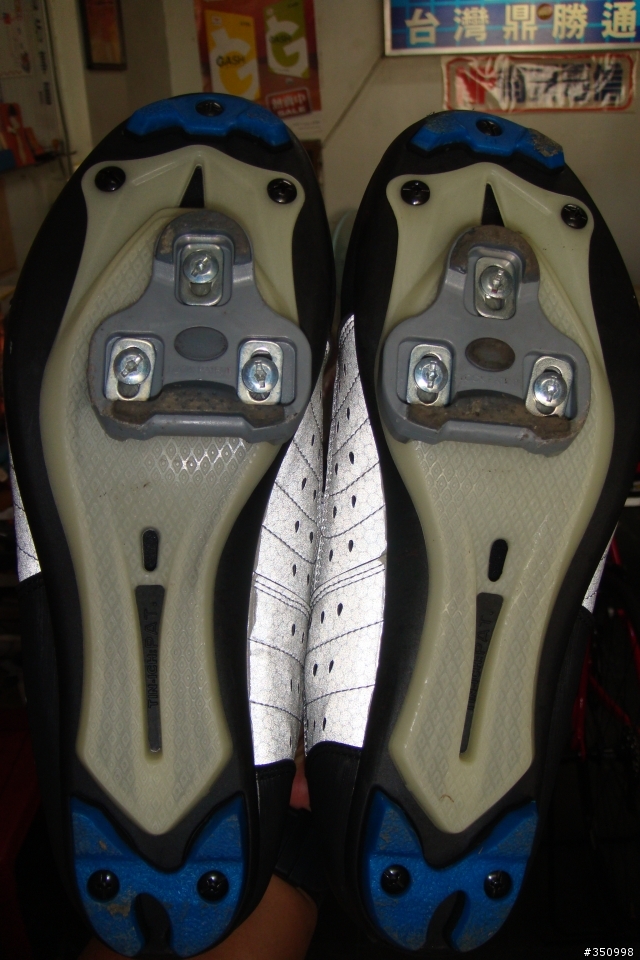 我的2011年富士FUJI ROUBAIX 1.0公路車和上卡踏心得報告~~
