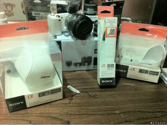 晚到的NEX-5N開箱