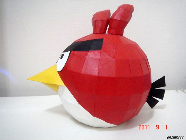 [分享]自製Angry Bird小紅紅紙模型~