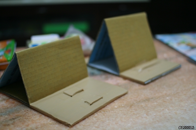[DIY] 3元 搞定你的平板座架!!