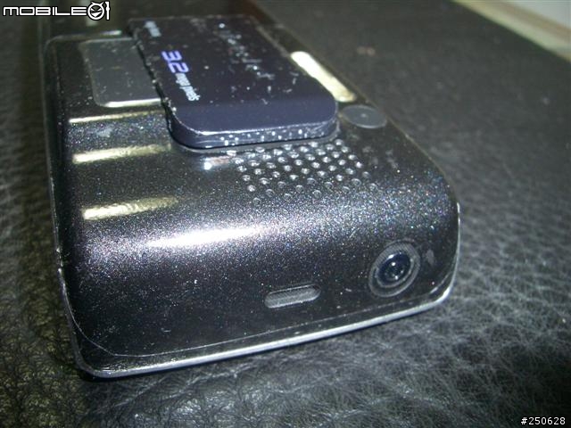 分享k800i全機換殼跟包膜
