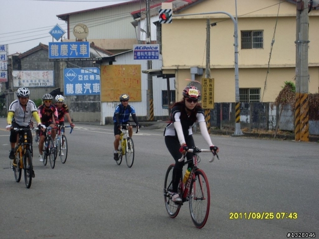 百年環化賽女車友照