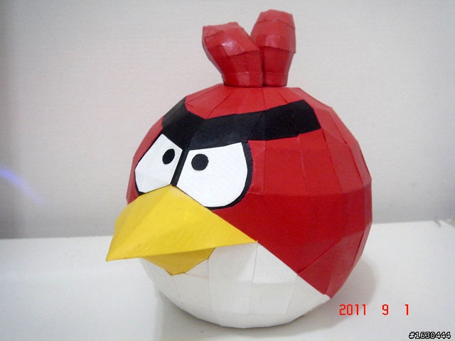 [分享]自製Angry Bird小紅紅紙模型~
