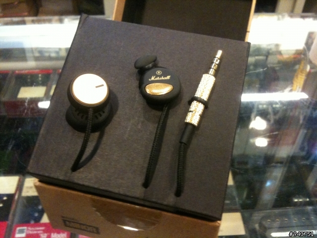 Marshall Minor 耳塞式耳機開箱 對應iPhone