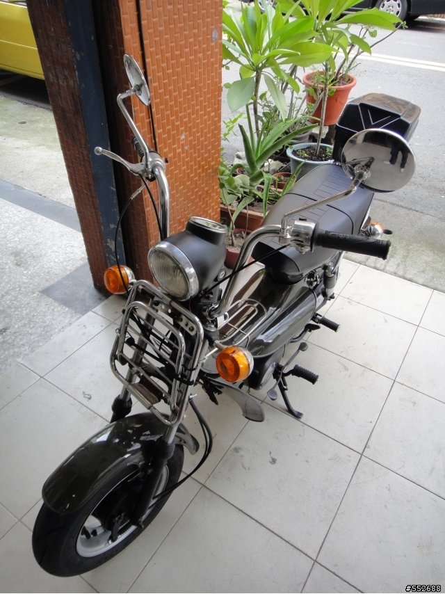 年近30小排氣檔車~蘭蒂50