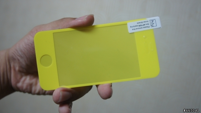 <分享>iphone4 髮絲電池蓋&糖果手機袋&彩色保護貼
