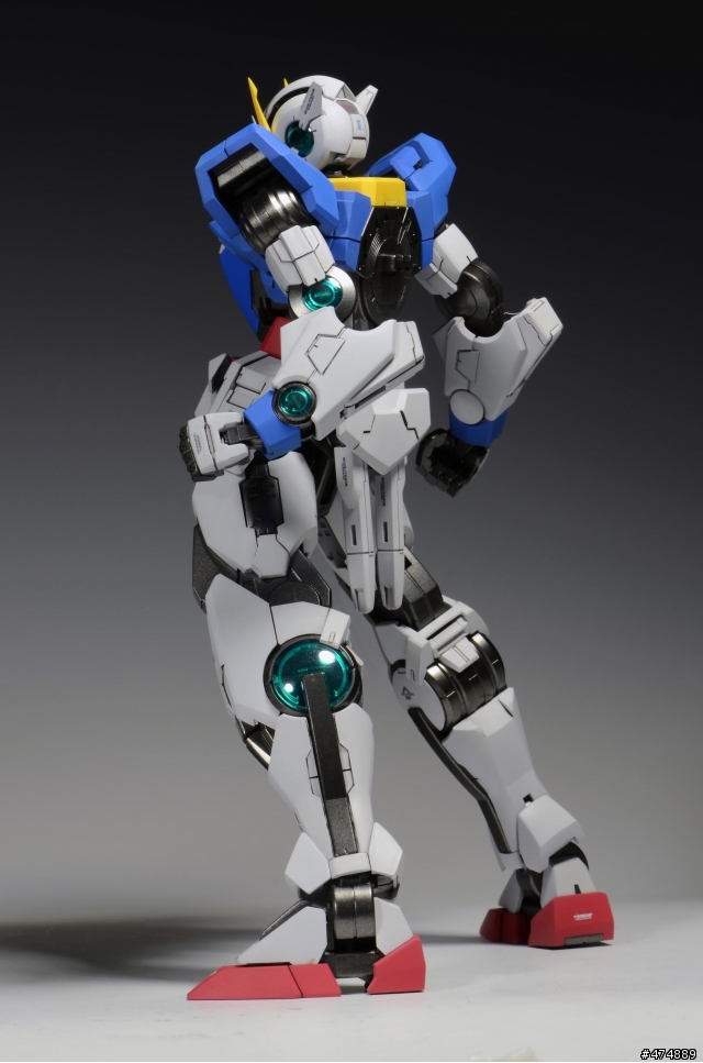 [分享] 素雅塗裝-MG OO Raiser