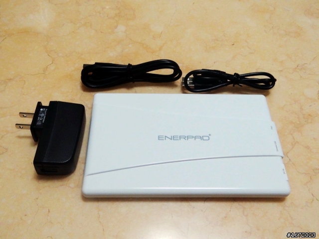 台灣大哥大EVO 3D 贈品-10000mAh行動電源到貨了