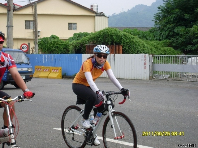 百年環化賽女車友照