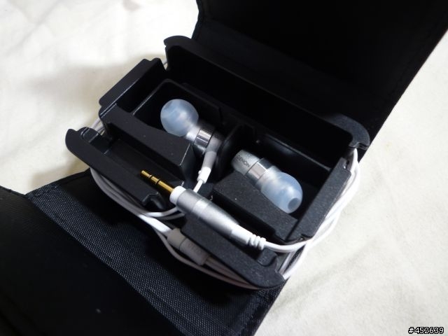 [開箱]DENON AH-C710 In-Ear Headphones