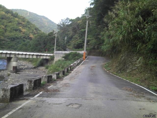 [ 分享 ] 坪林區大林里自行車步道 { 圖很多 } 加上敘述。