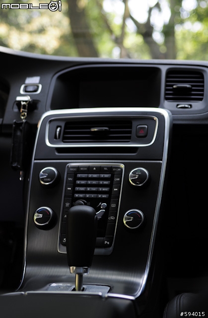 [正式開箱] 2012 Volvo S60 T5 豪華