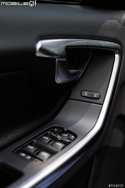 [正式開箱] 2012 Volvo S60 T5 豪華