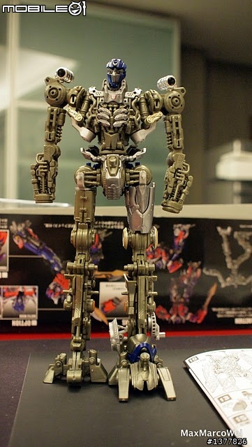 [分享] Takara Tomy DMK 1/35 Optimus Prime 科博文快速素組心得