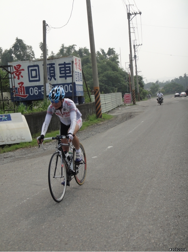 2011.09.04 環府城自行車賽(沿路拍)
