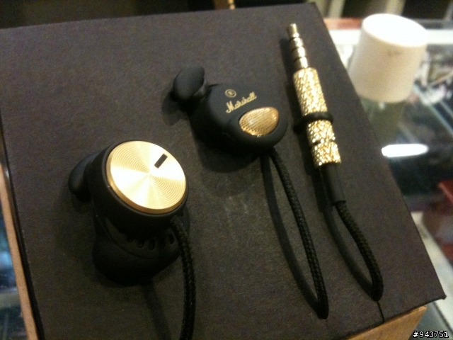 Marshall Minor 耳塞式耳機開箱 對應iPhone