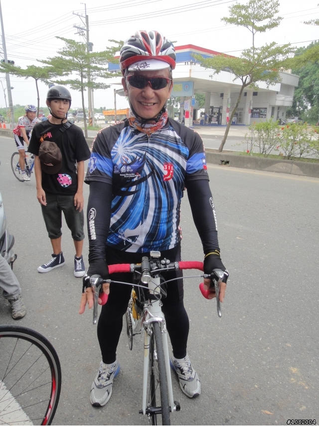 2011.09.04 環府城自行車賽(沿路拍)
