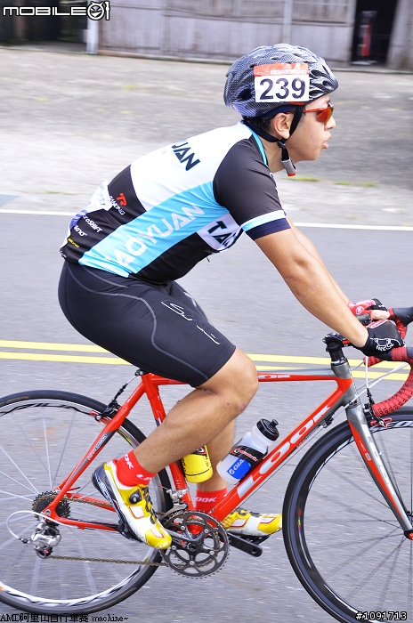 2011 AMD阿里山自行車大賽 約400多張