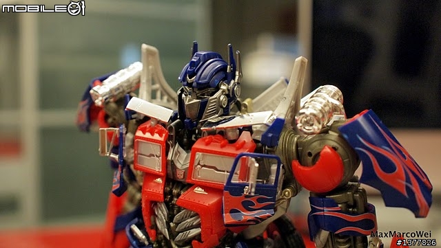 [分享] Takara Tomy DMK 1/35 Optimus Prime 科博文快速素組心得
