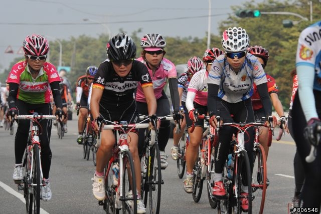 2011-0904環府城自行車出發點與女子放行點照片
